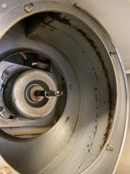 ファンハウジング内部