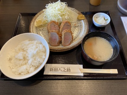 東の匠SPFヒレカツ定食