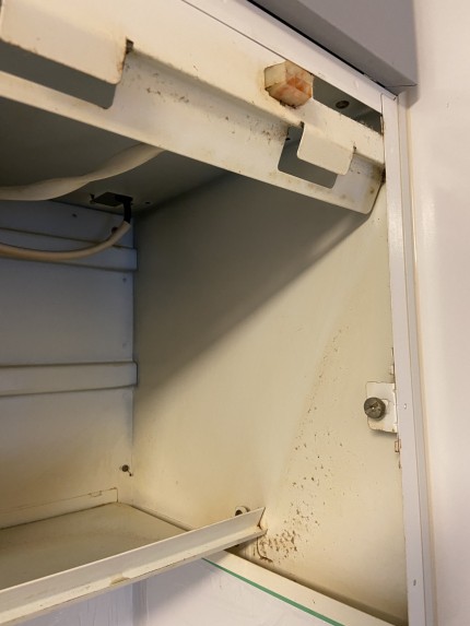 レンジフード内部